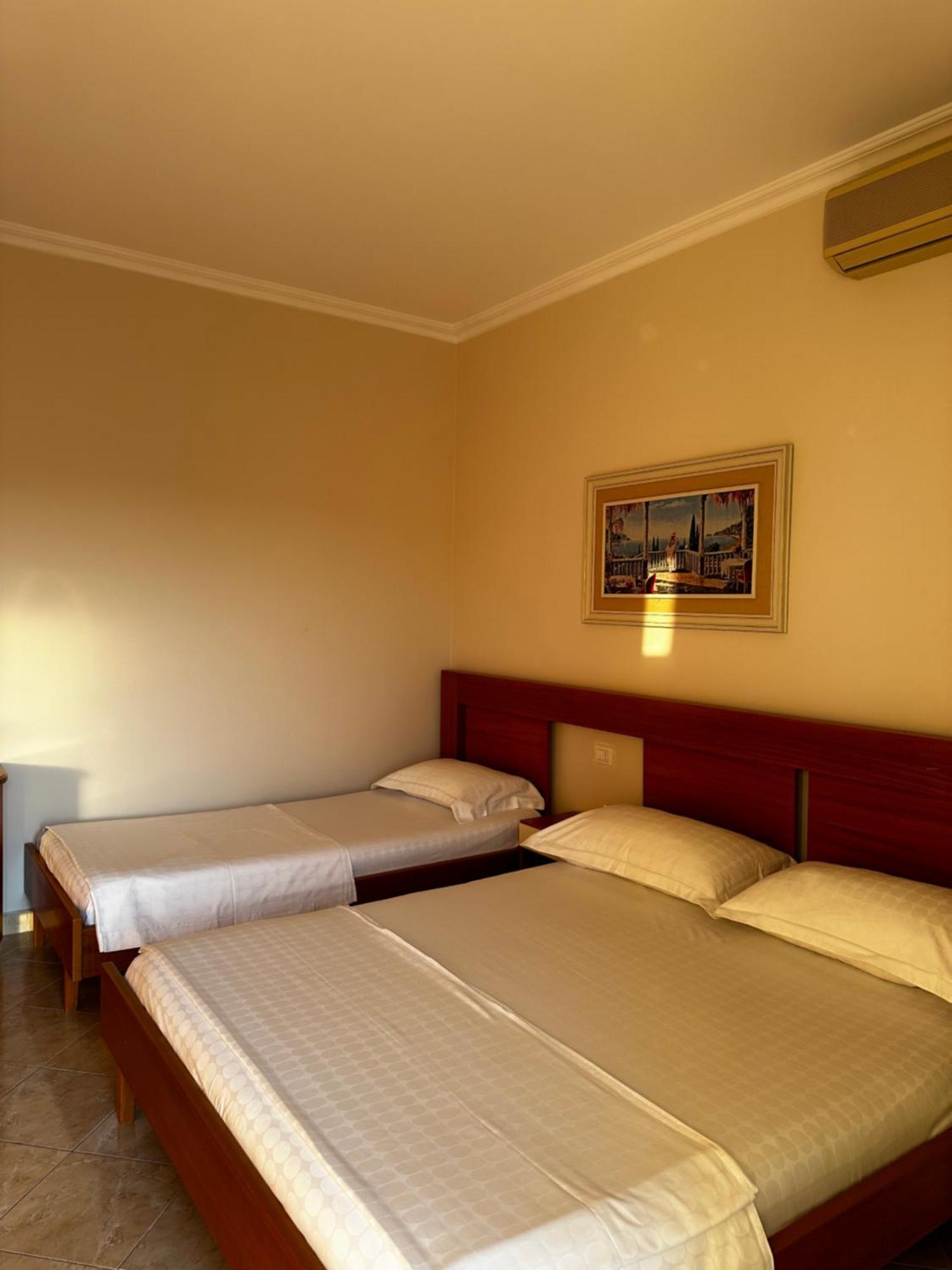 Ami Apartament Vlora Kültér fotó